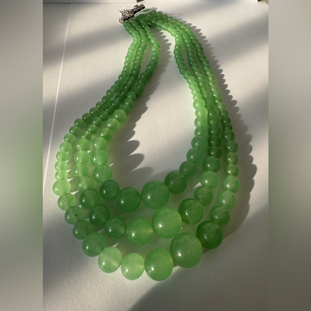 Elegant Green Beaded Necklace
